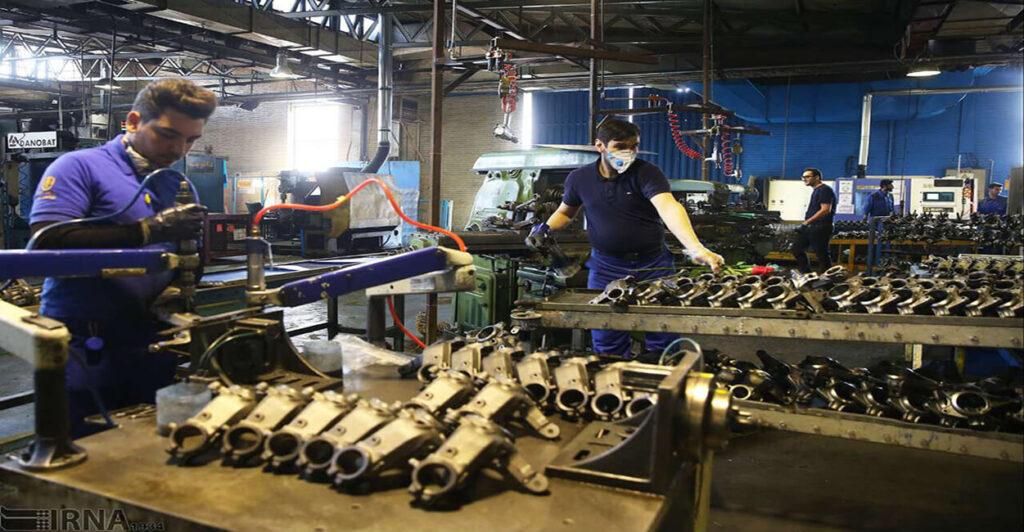 خودروهای ناقص کف پارکینگ خودرو سازان به ۱۵۰ هزار دستگاه رسید