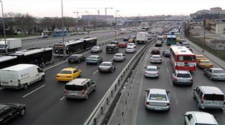 افزایش 45 درصدی تردد خودروها در هفته اول فروردین
